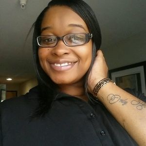 Meet your Posher, Crystal